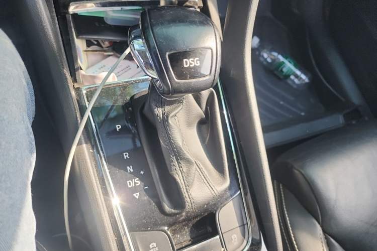 Used Skoda Kodiaq 2018 Facelifted TSI330 5-Seater Two-Wheel-Drive Luxury Enjoyment Edition Gear Lever