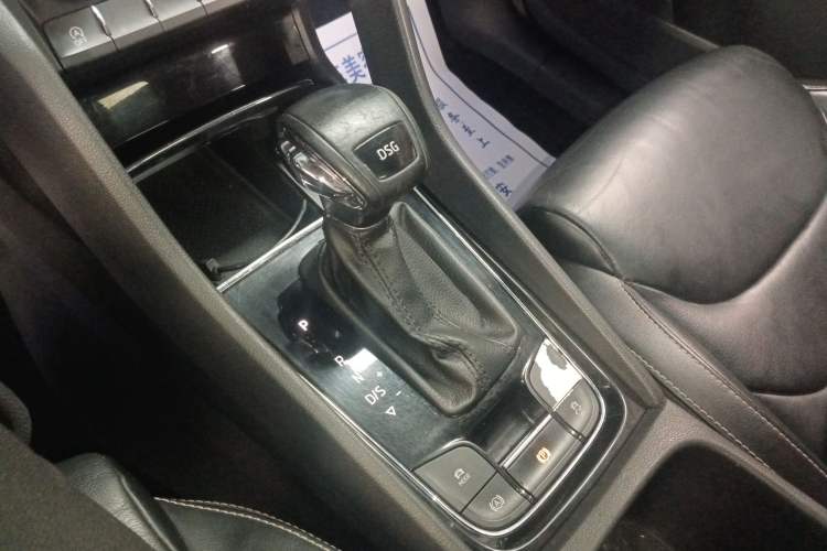 Used Skoda Kodiaq 2018 Facelifted TSI330 5-Seater Two-Wheel-Drive Luxury Enjoyment Edition Gear Lever