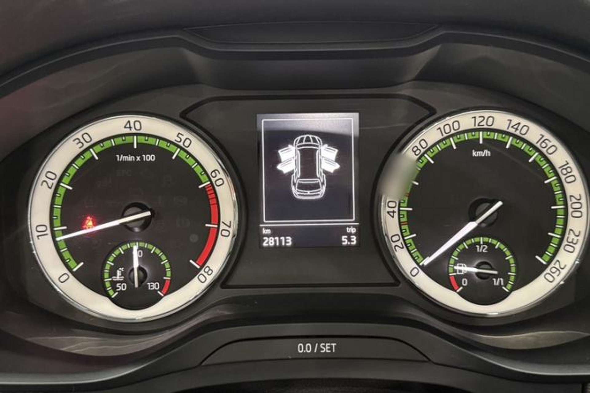 Used Skoda Kodiaq 2018 Facelifted TSI330 5-Seater Two-Wheel-Drive Comfort Edition Instrument Cluster