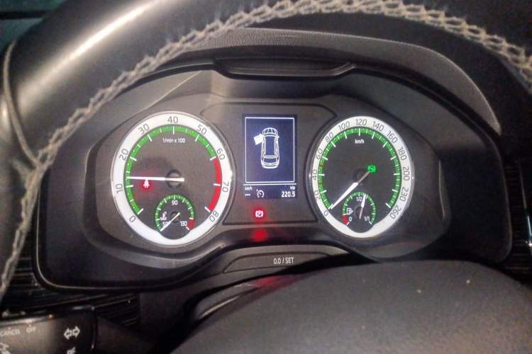 Used Skoda Kodiaq 2018 Facelifted TSI330 5-Seater Two-Wheel-Drive Luxury Enjoyment Edition Instrument Cluster