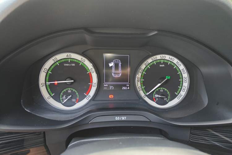 Used Skoda Kodiaq 2018 TSI330 7-Seater Two-Wheel-Drive Luxury Enjoyment Edition Instrument Cluster