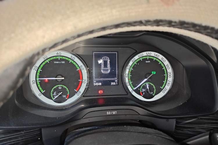 Used Skoda Kodiaq 2018 Facelifted TSI330 5-Seater Two-Wheel-Drive Luxury Enjoyment Edition Instrument Cluster