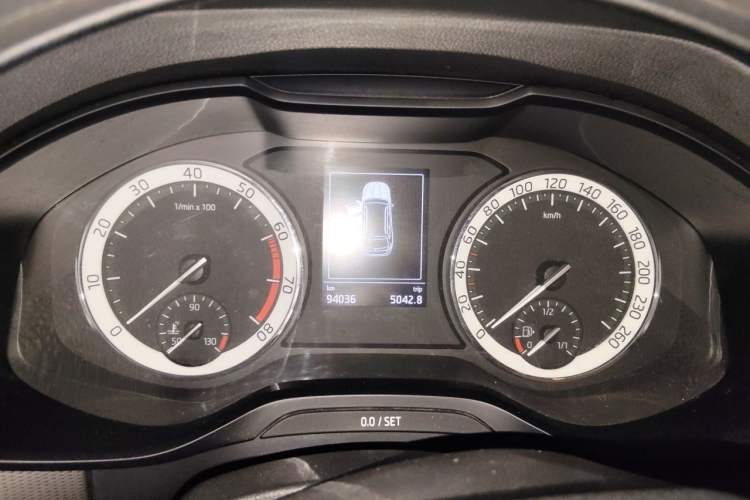Used Skoda Kodiaq 2018 Facelifted TSI330 5-Seater Two-Wheel-Drive Comfort Edition Instrument Cluster