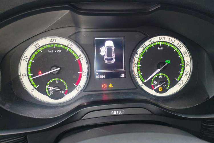 Used Skoda Kodiaq 2018 Facelifted TSI330 5-Seater Two-Wheel-Drive Luxury Enjoyment Edition Instrument Cluster