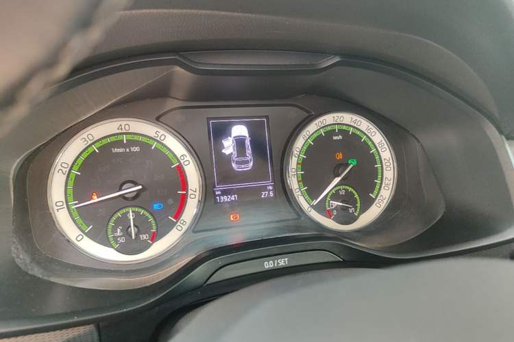 Used Skoda Kodiaq 2018 Facelifted TSI330 5-Seater Two-Wheel-Drive Luxury Edition Instrument Cluster