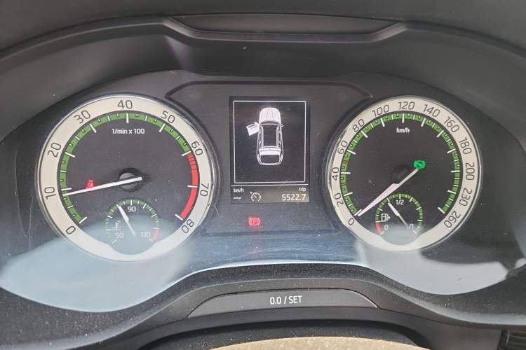 Used Skoda Kodiaq 2018 Facelifted TSI330 5-Seater Two-Wheel-Drive Luxury Enjoyment Edition Instrument Cluster