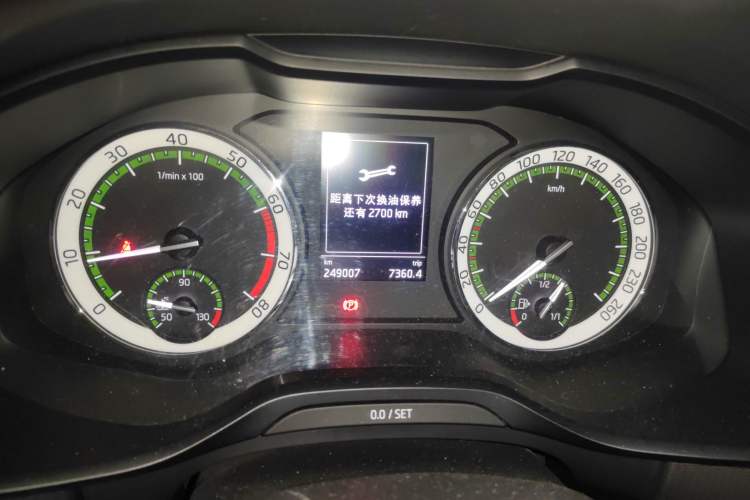 Used Skoda Kodiaq 2018 Facelifted TSI330 5-Seater Two-Wheel-Drive Comfort Edition Instrument Cluster