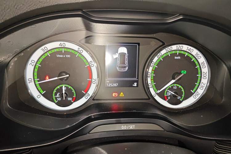 Used Skoda Kodiaq 2018 Facelifted TSI330 5-Seater Two-Wheel-Drive Luxury Enjoyment Edition Instrument Cluster
