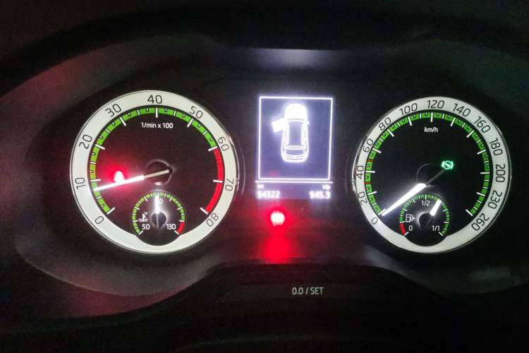 Used Skoda Kodiaq 2018 Facelifted TSI330 5-Seater Two-Wheel-Drive Luxury Enjoyment Edition Instrument Cluster