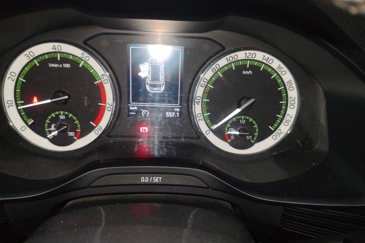 Used Skoda Kodiaq 2018 TSI330 5-Seater Two-Wheel-Drive Luxury Enjoyment Edition Instrument Cluster