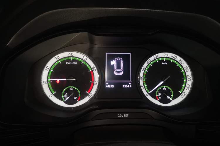 Used Skoda Kodiaq 2018 Facelifted TSI330 5-Seater Two-Wheel-Drive Luxury Enjoyment Edition Instrument Cluster