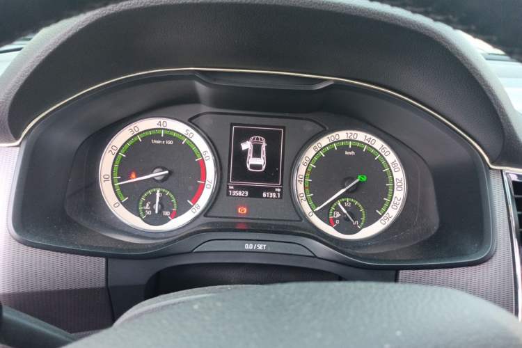 Used Skoda Kodiaq 2018 Facelifted TSI330 5-Seater Two-Wheel-Drive Comfort Edition Instrument Cluster