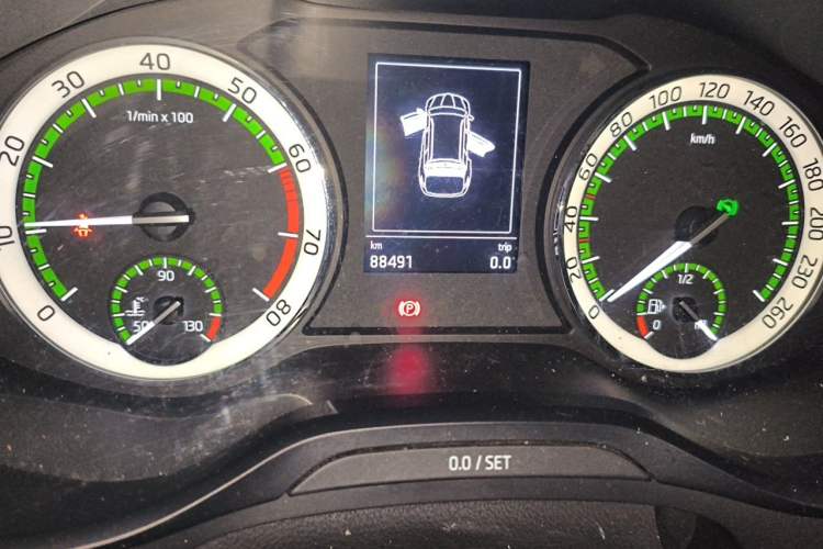 Used Skoda Kodiaq 2018 TSI330 7-Seater Two-Wheel-Drive Luxury Enjoyment Edition Instrument Cluster