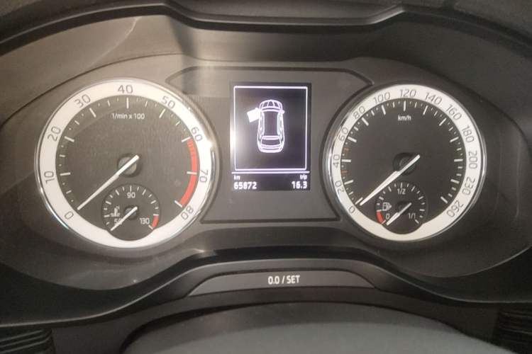 Used Skoda Kodiaq 2018 Restyled TSI330 7-Seater Two-Wheel Drive Luxury Tech Edition Instrument Cluster