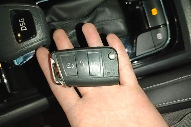 Used Skoda Kodiaq 2018 Facelifted TSI330 5-Seater Two-Wheel-Drive Comfort Edition Interior 1