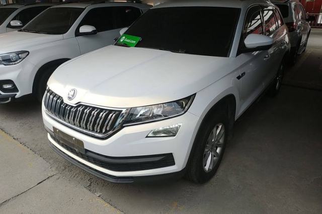 Skoda Kodiaq 2018 Facelifted TSI330 5-Seater Two-Wheel-Drive Comfort Edition d’occasion