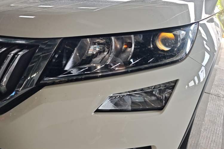 Used Skoda Kodiaq 2018 Facelifted TSI330 5-Seater Two-Wheel-Drive Comfort Edition Left Front Headlight