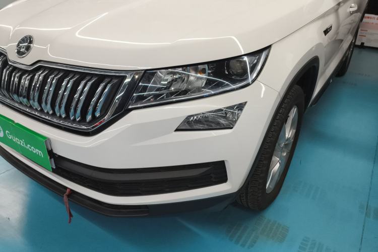 Used Skoda Kodiaq 2018 Facelifted TSI330 5-Seater Two-Wheel-Drive Comfort Edition Left Front Headlight