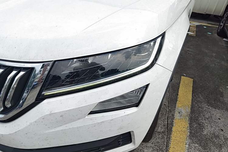 Used Skoda Kodiaq 2018 Facelifted TSI330 5-Seater Two-Wheel-Drive Luxury Enjoyment Edition Left Front Headlight