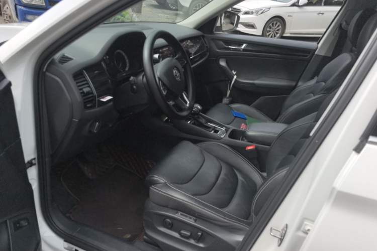 Used Skoda Kodiaq 2018 Facelifted TSI330 5-Seater Two-Wheel-Drive Luxury Enjoyment Edition Left Front Seat