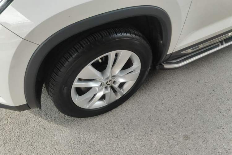 Used Skoda Kodiaq 2018 Facelifted TSI330 5-Seater Two-Wheel-Drive Luxury Enjoyment Edition Left Front Wheel Hub
