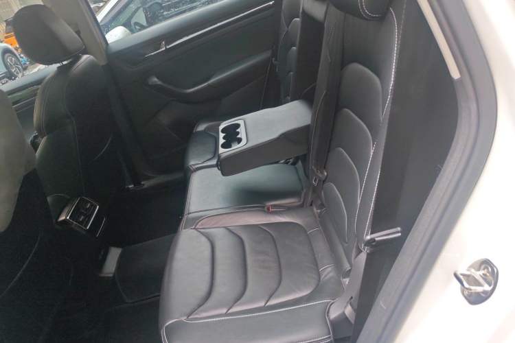 Used Skoda Kodiaq 2018 Facelifted TSI330 5-Seater Two-Wheel-Drive Luxury Enjoyment Edition Left Rear Seat
