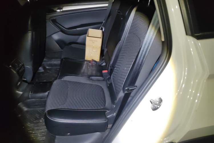 Used Skoda Kodiaq 2018 Facelifted TSI330 5-Seater Two-Wheel-Drive Comfort Edition Left Rear Seat
