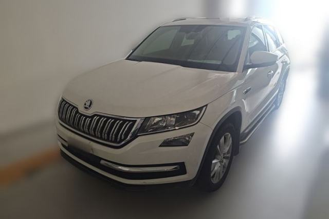 Skoda Kodiaq 2018 Facelifted TSI330 5-Seater Two-Wheel-Drive Comfort Edition usado