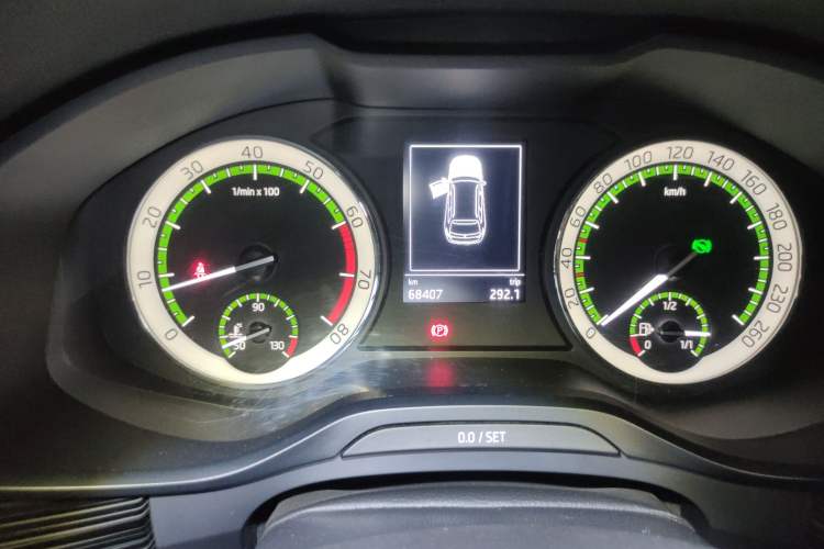 Used Skoda Kodiaq 2018 Facelifted TSI330 5-Seater Two-Wheel-Drive Luxury Enjoyment Edition Odometer Close Up