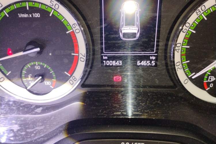 Used Skoda Kodiaq 2018 TSI330 7-Seater Two-Wheel-Drive Luxury Enjoyment Edition Odometer Close Up