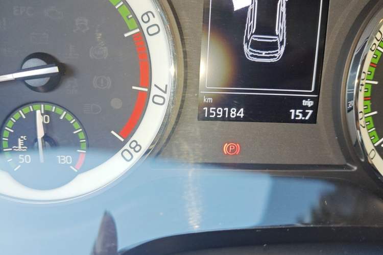 Used Skoda Kodiaq 2018 TSI330 7-Seater Two-Wheel-Drive Luxury Enjoyment Edition Odometer Close Up