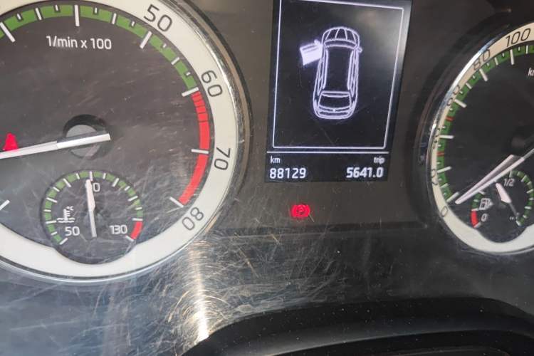 Used Skoda Kodiaq 2018 Facelifted TSI330 5-Seater Two-Wheel-Drive Luxury Enjoyment Edition Odometer Close Up
