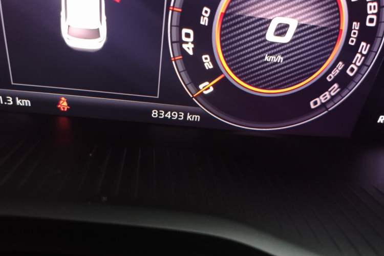 Used Skoda Kodiaq 2018 TSI380 7-Seater Four-Wheel-Drive Flagship Edition Odometer Close Up