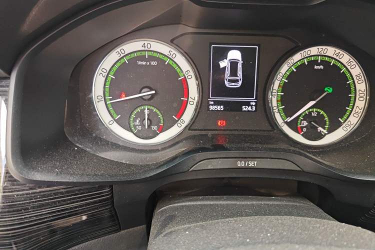 Used Skoda Kodiaq 2018 Restyled TSI330 7-Seater Two-Wheel Drive Luxury Enjoyment Edition Odometer Close Up