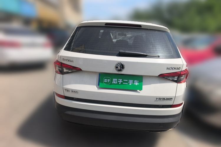 Used Skoda Kodiaq 2018 Facelifted TSI330 5-Seater Two-Wheel-Drive Comfort Edition Rear