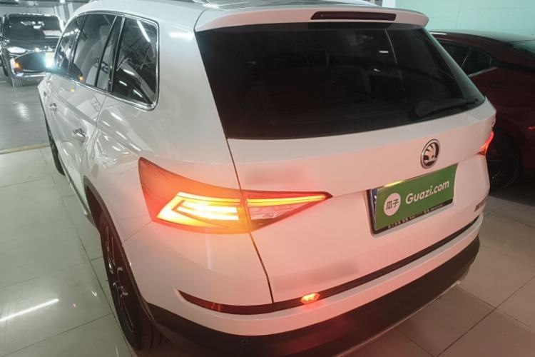 Used Skoda Kodiaq 2018 TSI380 7-Seater Four-Wheel-Drive Flagship Edition Rear
