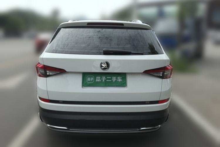 Used Skoda Kodiaq 2018 Facelifted TSI330 5-Seater Two-Wheel-Drive Luxury Enjoyment Edition Rear
