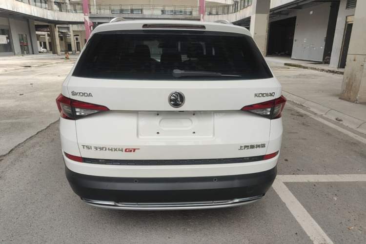 Used Skoda Kodiaq 2018 Facelifted TSI330 5-Seater Two-Wheel-Drive Luxury Enjoyment Edition Rear