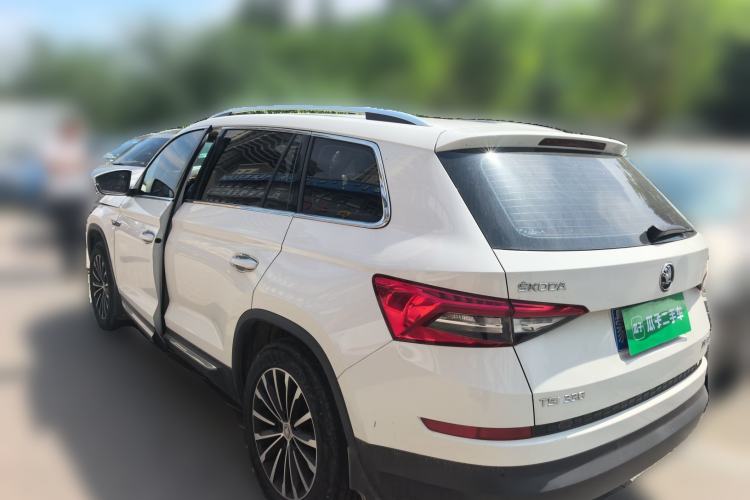 Used Skoda Kodiaq 2018 Facelifted TSI330 5-Seater Two-Wheel-Drive Comfort Edition Rear Left 45 Deg