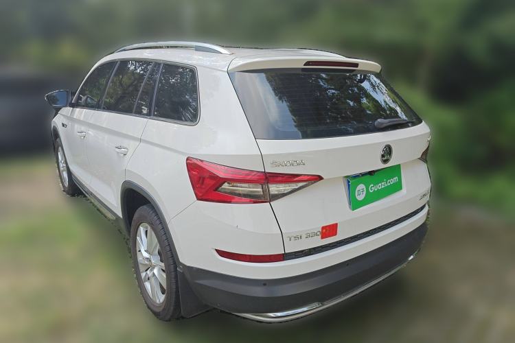 Used Skoda Kodiaq 2018 TSI330 7-Seater Two-Wheel-Drive Luxury Enjoyment Edition Rear Left 45 Deg