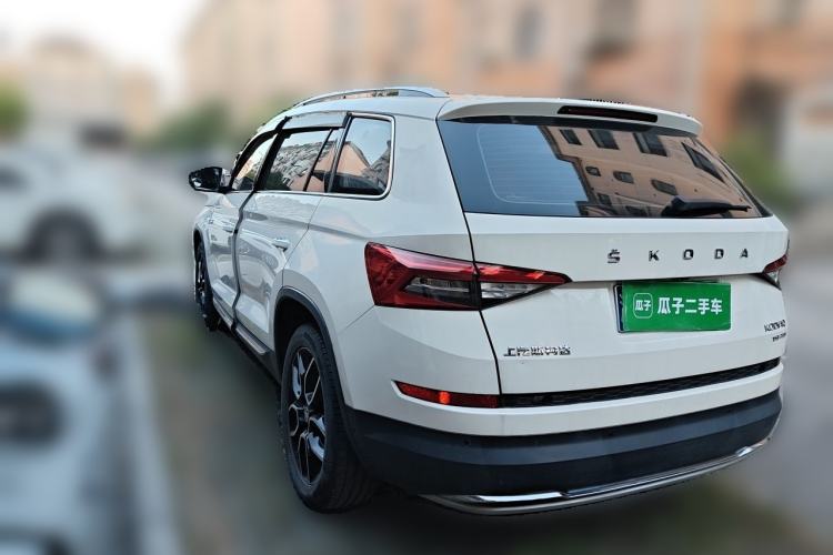Used Skoda Kodiaq 2018 Facelifted TSI330 5-Seater Two-Wheel-Drive Luxury Enjoyment Edition Rear Left 45 Deg
