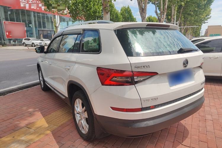 Used Skoda Kodiaq 2018 Facelifted TSI330 5-Seater Two-Wheel-Drive Luxury Edition Rear Left 45 Deg