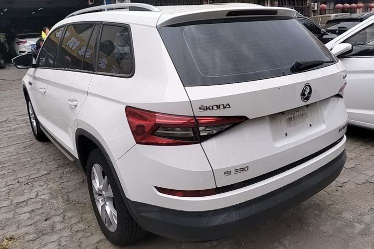 Used Skoda Kodiaq 2018 Facelifted TSI330 5-Seater Two-Wheel-Drive Comfort Edition Rear Left 45 Deg