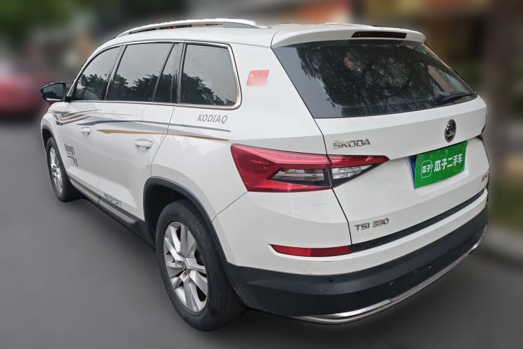 Used Skoda Kodiaq 2018 Facelifted TSI330 5-Seater Two-Wheel-Drive Luxury Enjoyment Edition Rear Left 45 Deg
