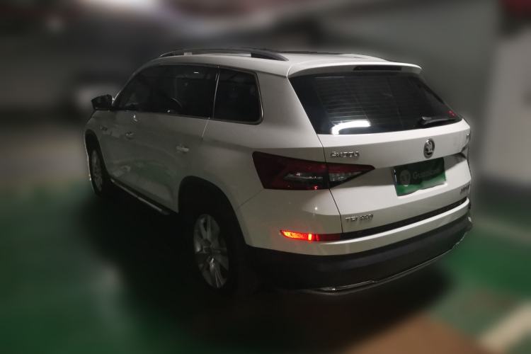 Used Skoda Kodiaq 2018 Facelifted TSI330 5-Seater Two-Wheel-Drive Luxury Enjoyment Edition Rear Left 45 Deg