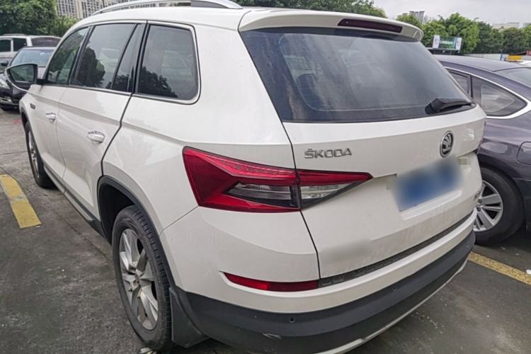 Used Skoda Kodiaq 2018 Facelifted TSI330 5-Seater Two-Wheel-Drive Luxury Enjoyment Edition Rear Left 45 Deg