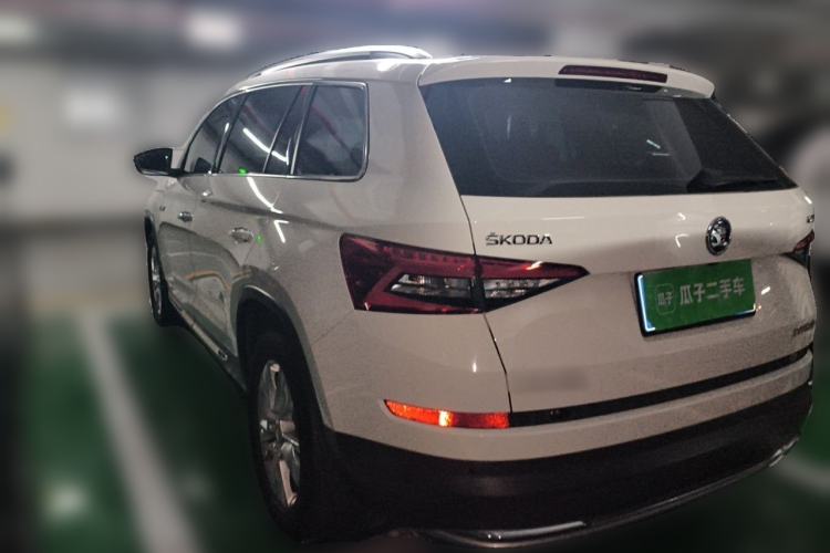 Used Skoda Kodiaq 2018 TSI330 7-Seater Two-Wheel-Drive Luxury Enjoyment Edition Rear Left 45 Deg