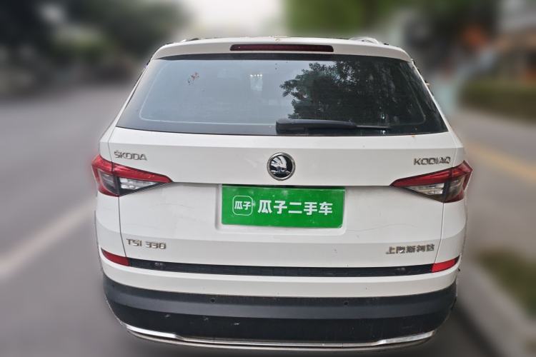 Used Skoda Kodiaq 2018 Facelifted TSI330 5-Seater Two-Wheel-Drive Luxury Enjoyment Edition Rear