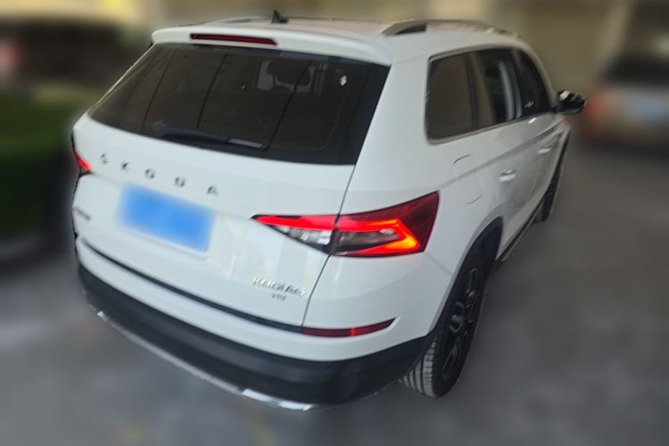 Used Skoda Kodiaq 2018 TSI380 7-Seater Four-Wheel-Drive Flagship Edition Rear Right 45 Deg