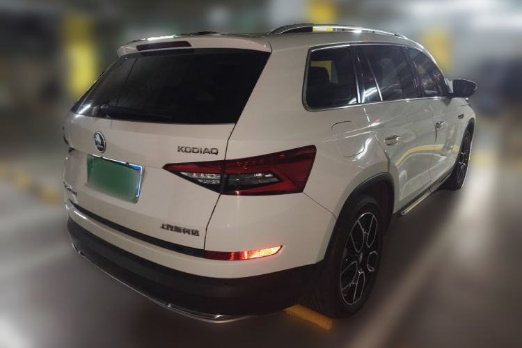 Used Skoda Kodiaq 2018 TSI380 7-Seater Four-Wheel-Drive Flagship Edition Rear Right 45 Deg